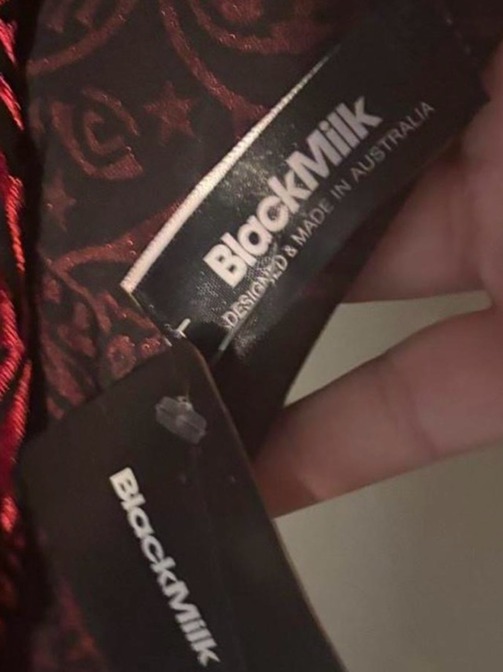 🧛🏻♀️🌹NWT HEX Blackmilk DISCONTINUED/RARE Velvet Asymmetrical Handkerchief Dress - Picture 5 of 8